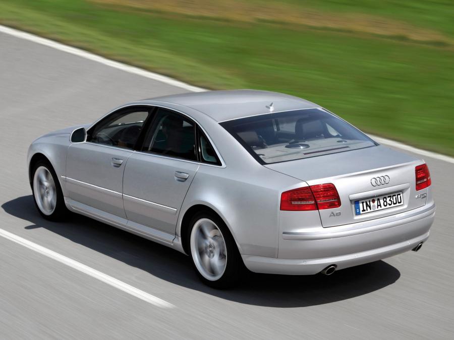 Audi A8 4.2 TDI Quattro (D3) 2008 года  (фото 8 из 17)